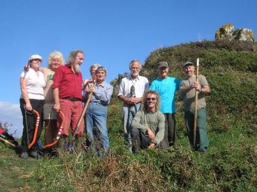 Cornish Ancient Sites Protection Network - Chynhalls Point clear-up